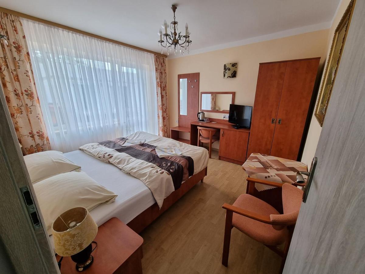 Gosciniec Pod Polna Roza 2 Hotel Miedzyzdroje Kültér fotó